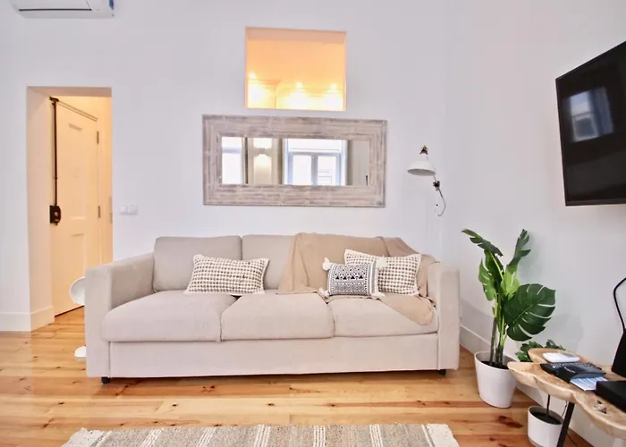 Akicity Anjos Blossom * Lisbon